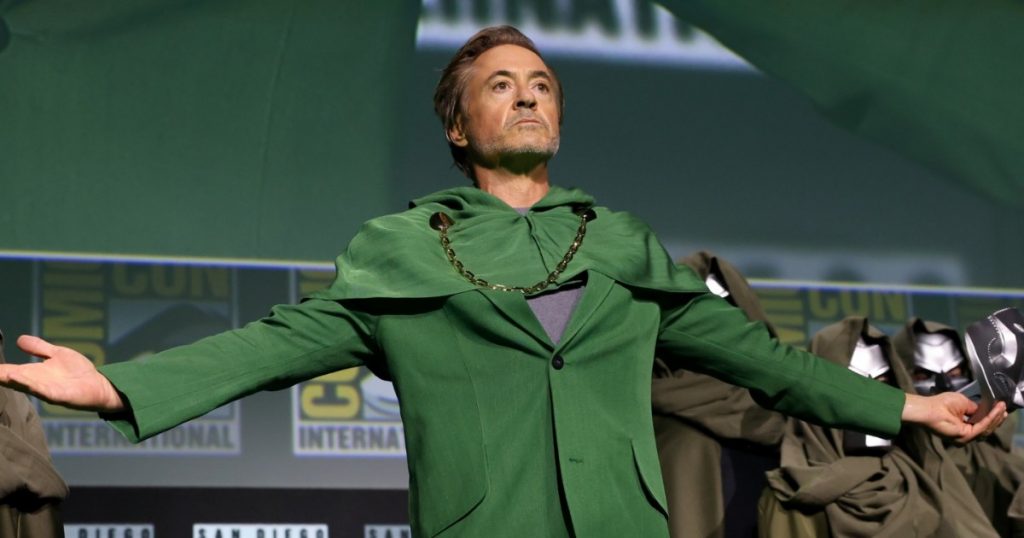 Роберт Дауні-молодший поділився артами