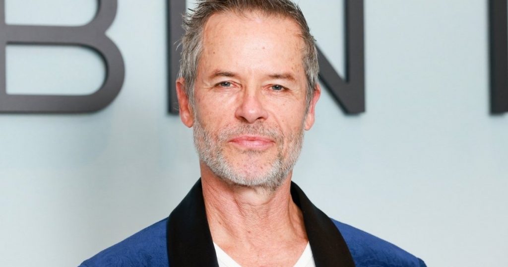 Вестерн з Гайом Пірсом на Hulu